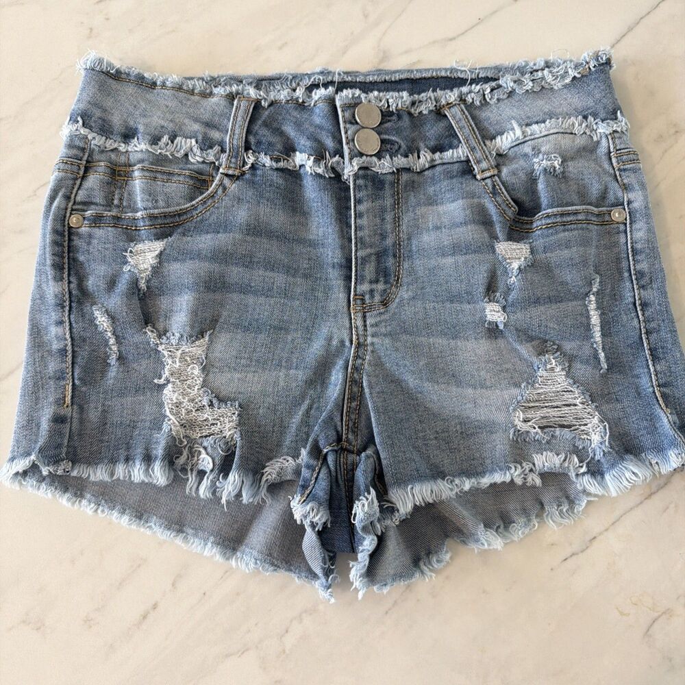 Almost Famous Mid-Rise Jorts Double Button Frayed Hem 7 90s Revival Boho